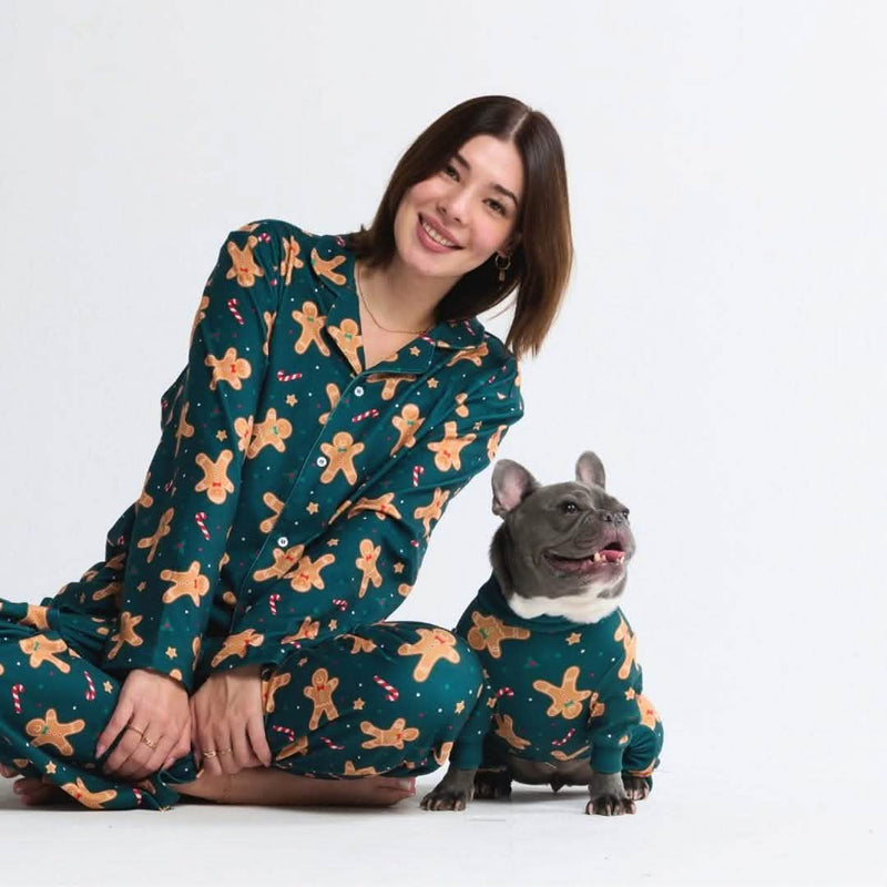 犬用クリスマスパジャマ - ジンジャーブレッドマン