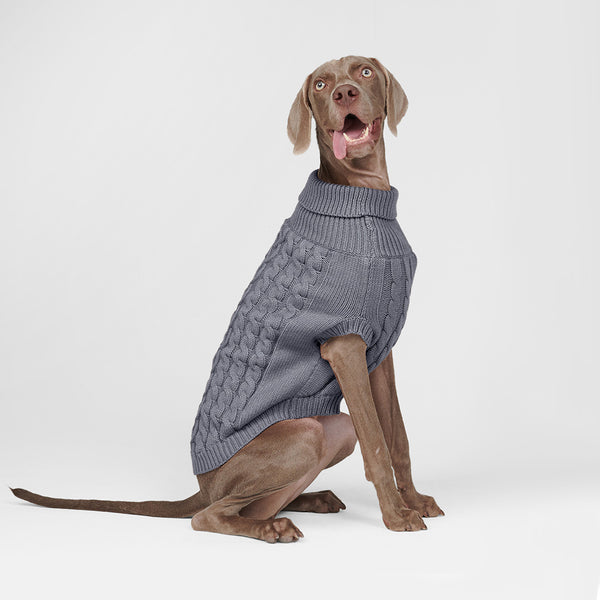 ケーブル編みの犬用セーター - 灰色